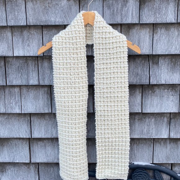 Women's Scarf, Off White Color, Christmas Gift NWT - Picture 3 of 5